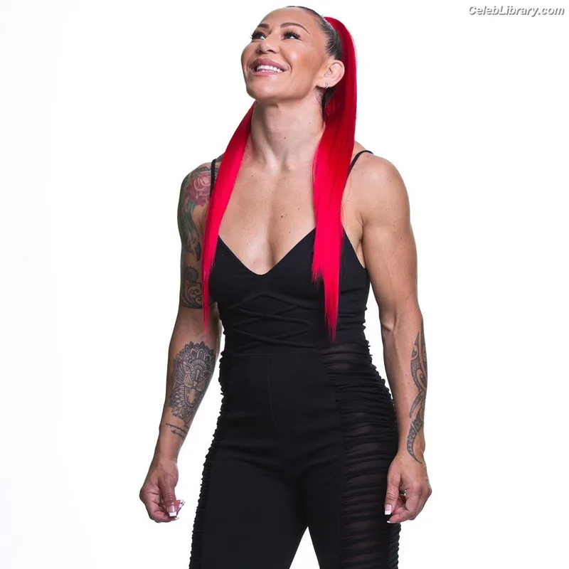 Cris Cyborg photo 12 of 353