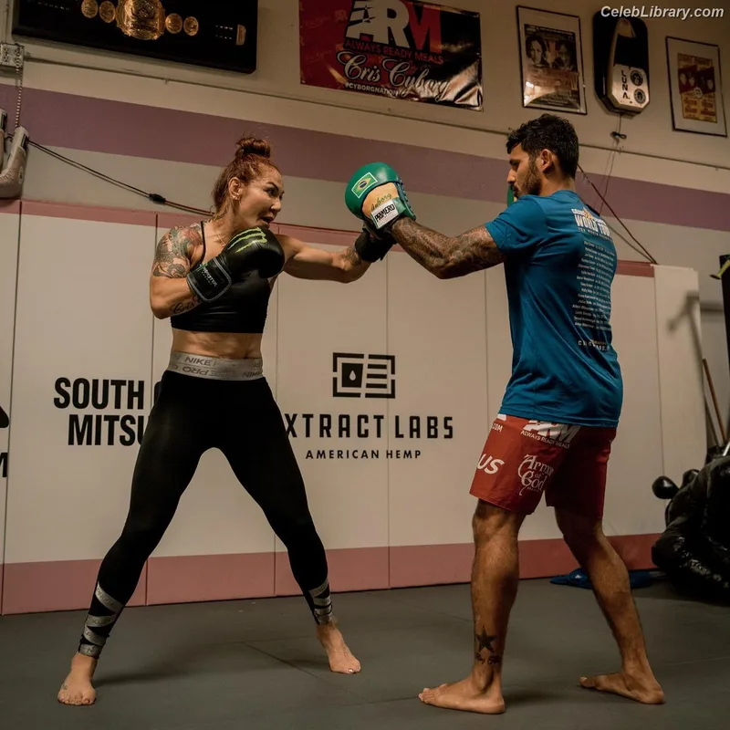 Cris Cyborg photo 15 of 353