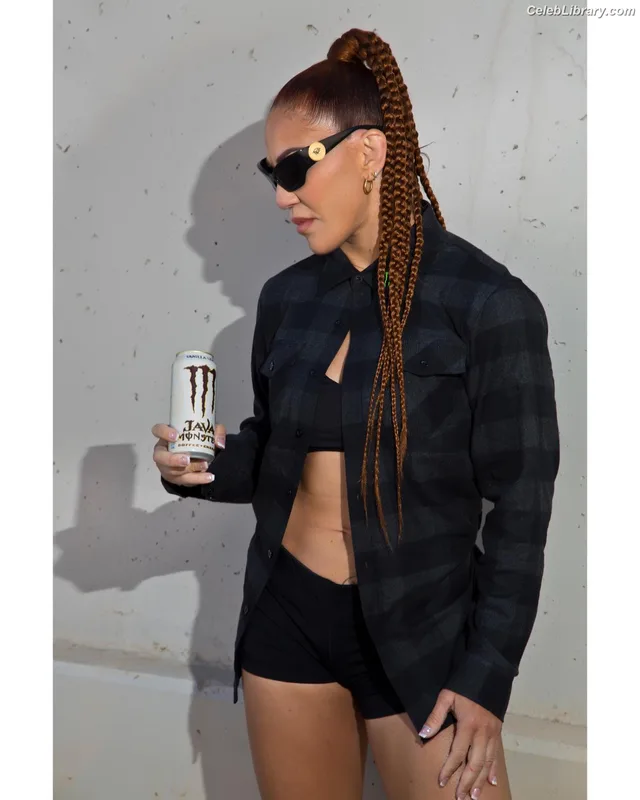 Cris Cyborg photo 22 of 353