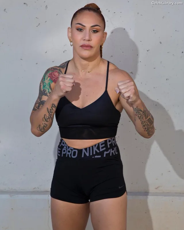 Cris Cyborg photo 23 of 353