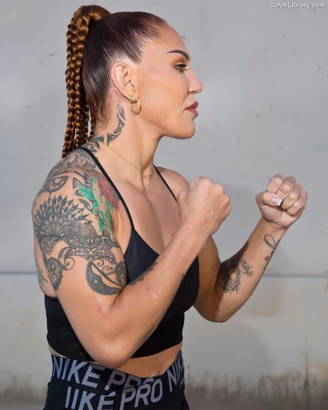 Cris Cyborg photo 24 of 353