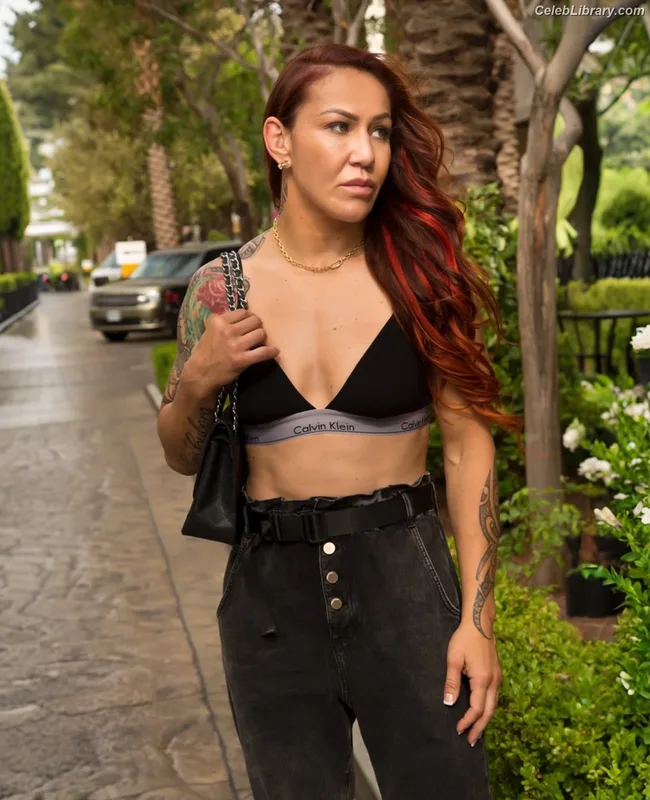 Cris Cyborg photo 14 of 353