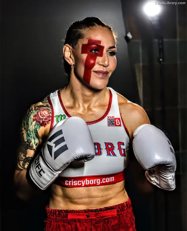 Cris Cyborg photo 5 of 353