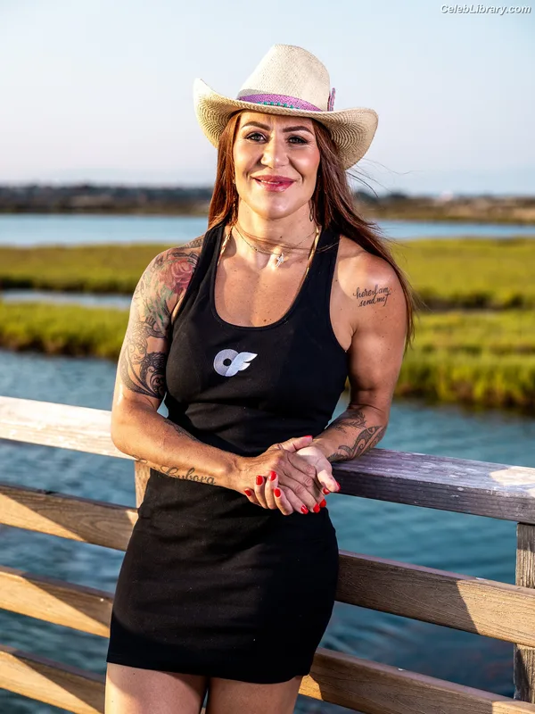 Cris Cyborg photo 19 of 353