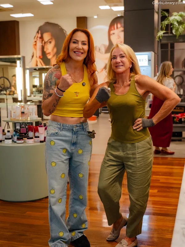 Cris Cyborg photo 12 of 353