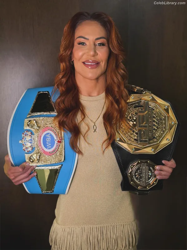 Cris Cyborg photo 15 of 353