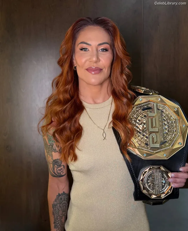 Cris Cyborg photo 17 of 353