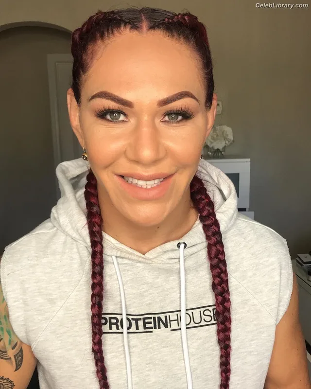 Cris Cyborg photo 11 of 353