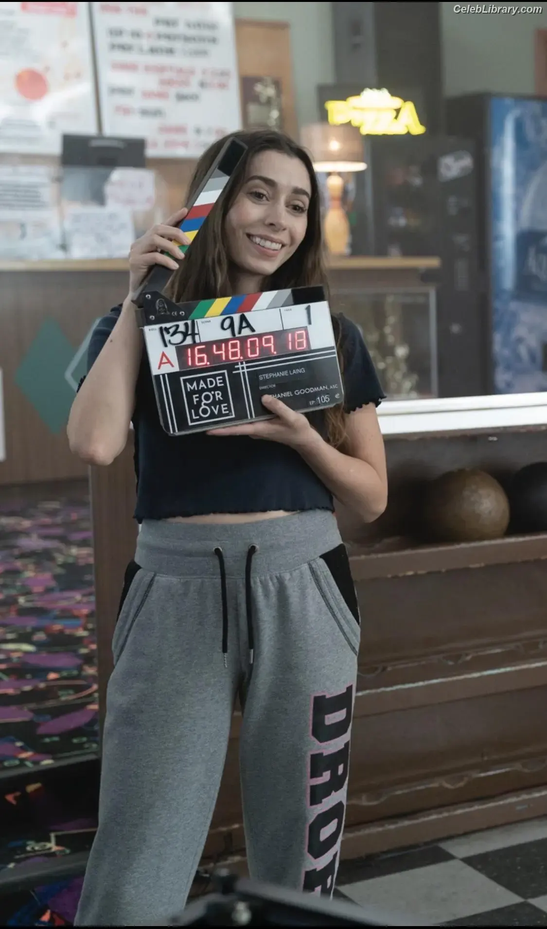 Cristin Milioti photo 22 of 335