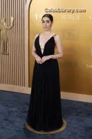 Cristin Milioti photo 19 of 335