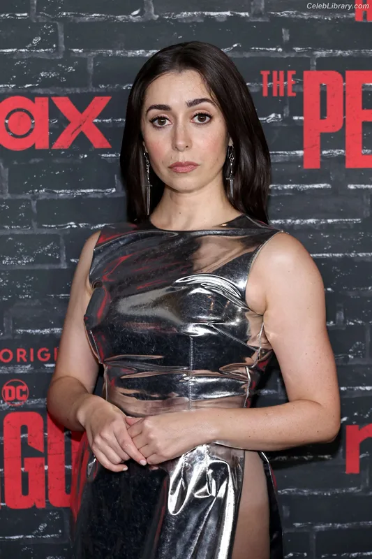 Cristin Milioti photo 14 of 336
