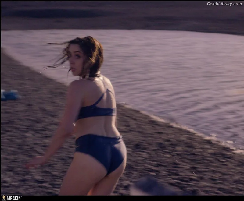 Cristin Milioti photo 7 of 336