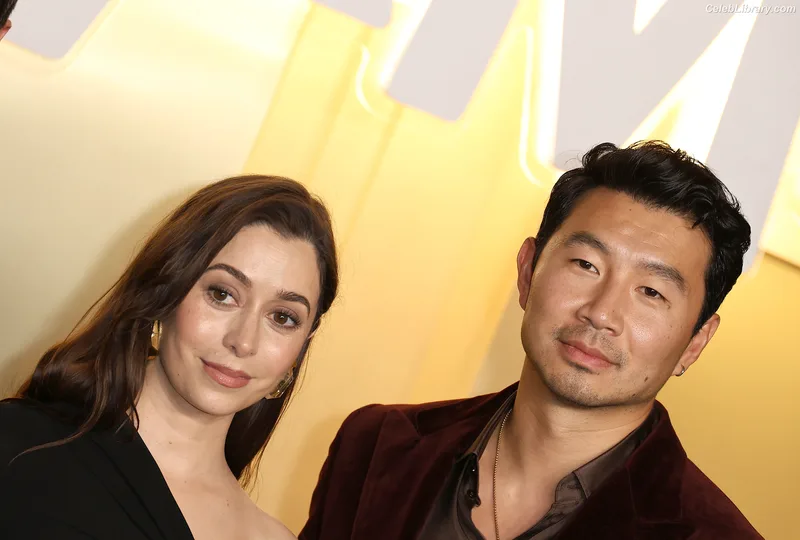 Cristin Milioti photo 1 of 336