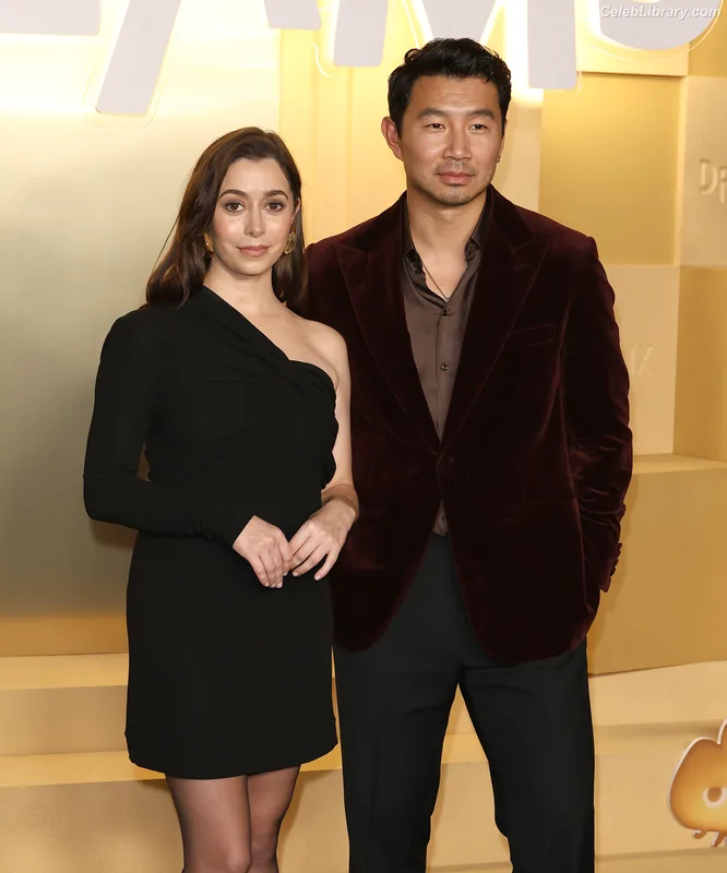 Cristin Milioti photo 2 of 336