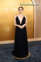 Cristin Milioti photo 17 of 336