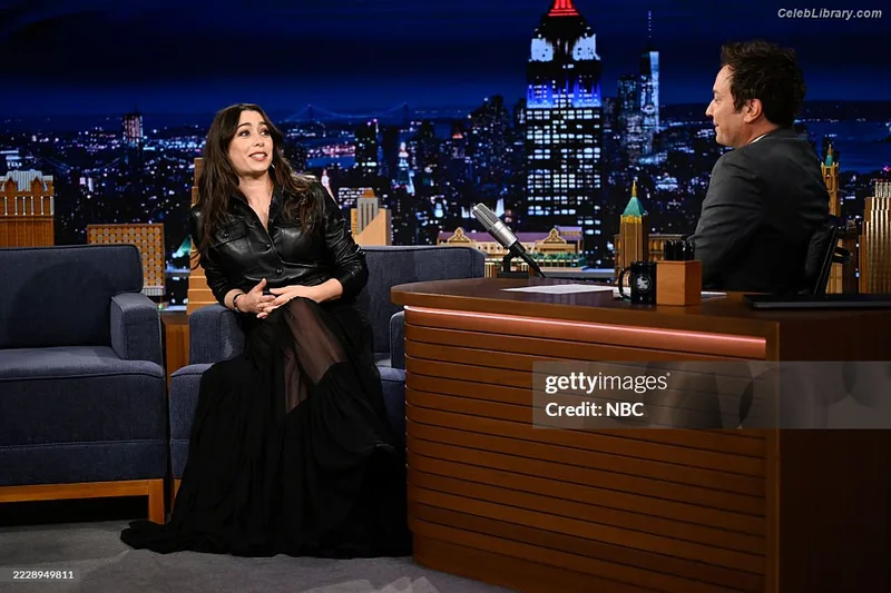 Cristin Milioti photo 18 of 336