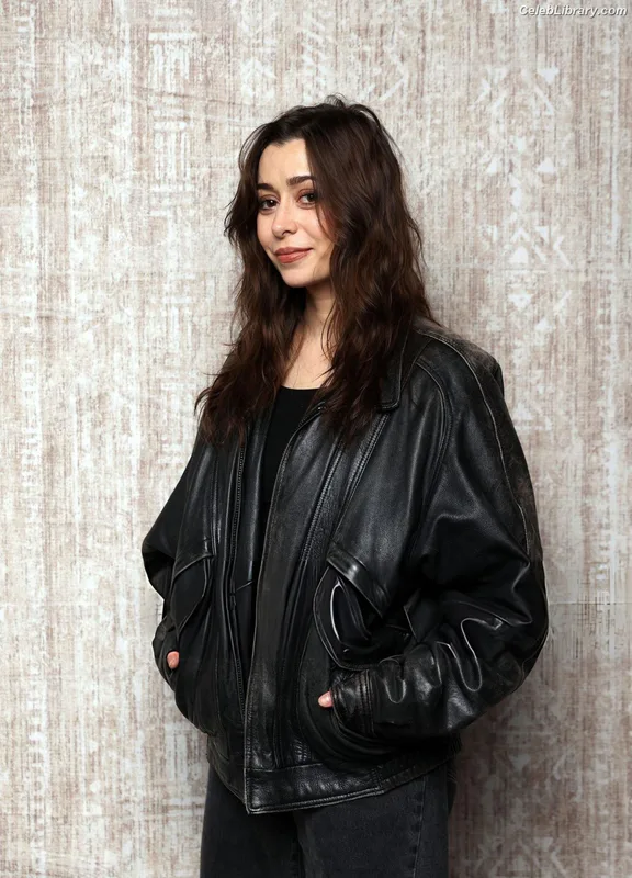 Cristin Milioti photo 6 of 336