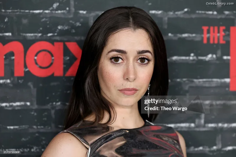 Cristin Milioti photo 18 of 336