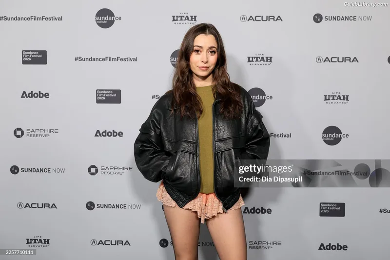 Cristin Milioti photo 6 of 336