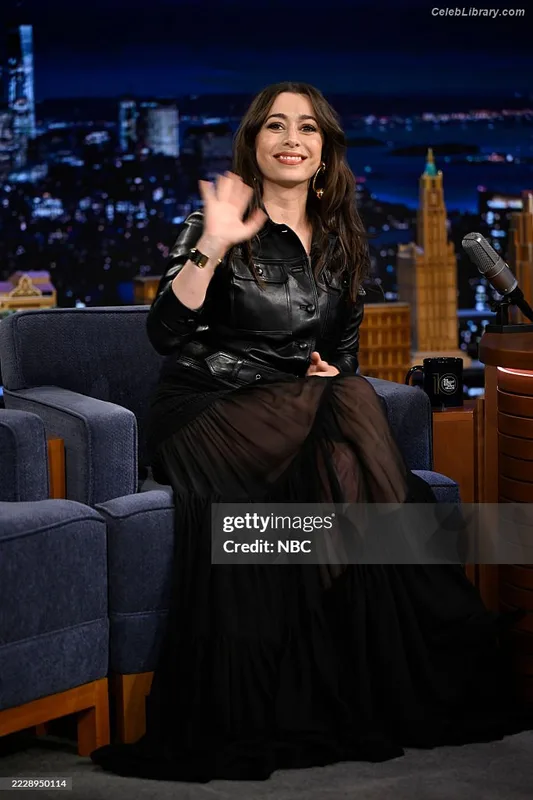 Cristin Milioti photo 11 of 336
