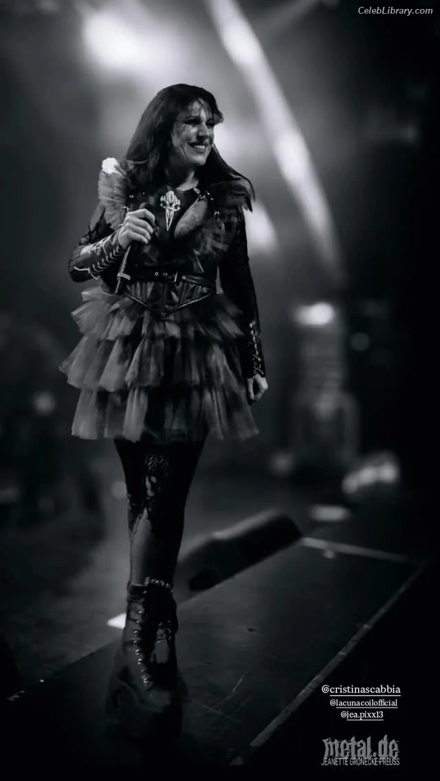 Cristina Scabbia photo 8 of 199