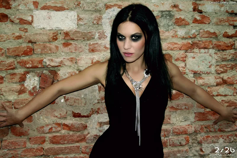 Cristina Scabbia photo 19 of 200