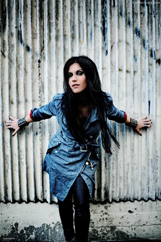 Cristina Scabbia photo 2 of 200