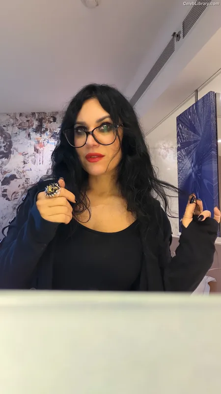 Cristina Scabbia photo 6 of 200