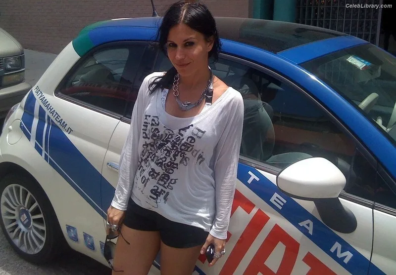 Cristina Scabbia photo 24 of 200