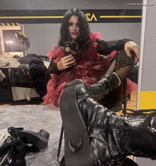 Cristina Scabbia photo 7 of 200
