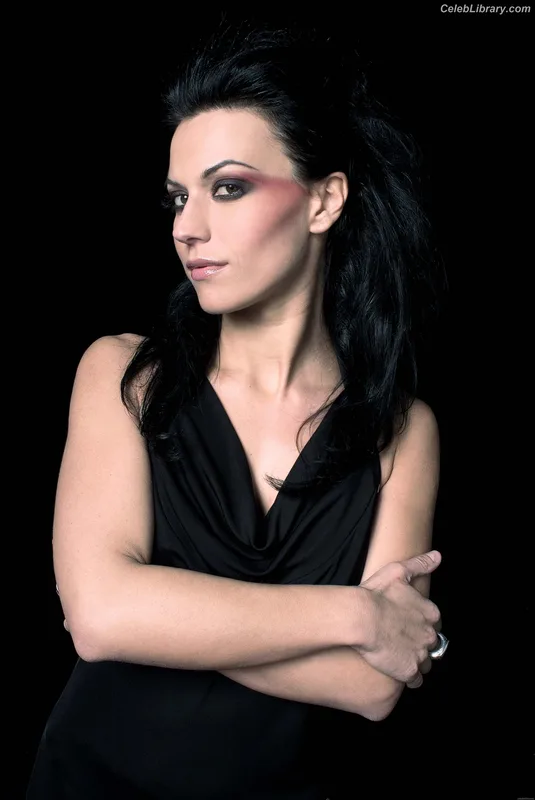 Cristina Scabbia photo 14 of 200