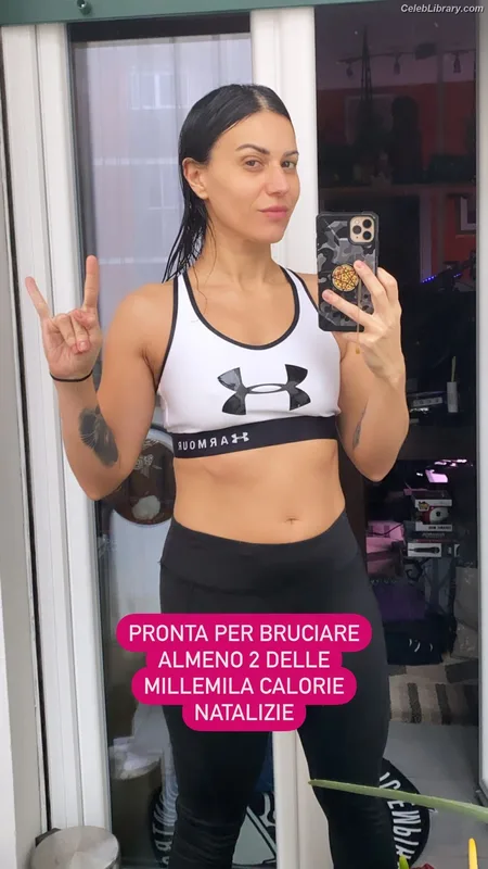 Cristina Scabbia photo 24 of 200