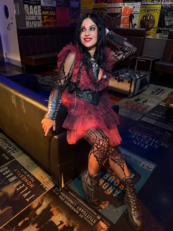 Cristina Scabbia photo 18 of 200