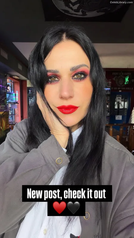 Cristina Scabbia photo 23 of 200