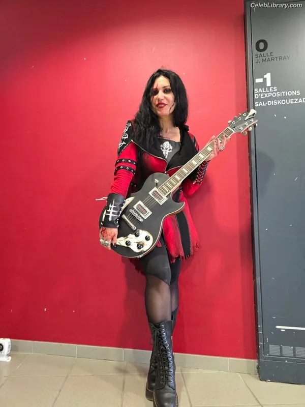 Cristina Scabbia photo 4 of 200