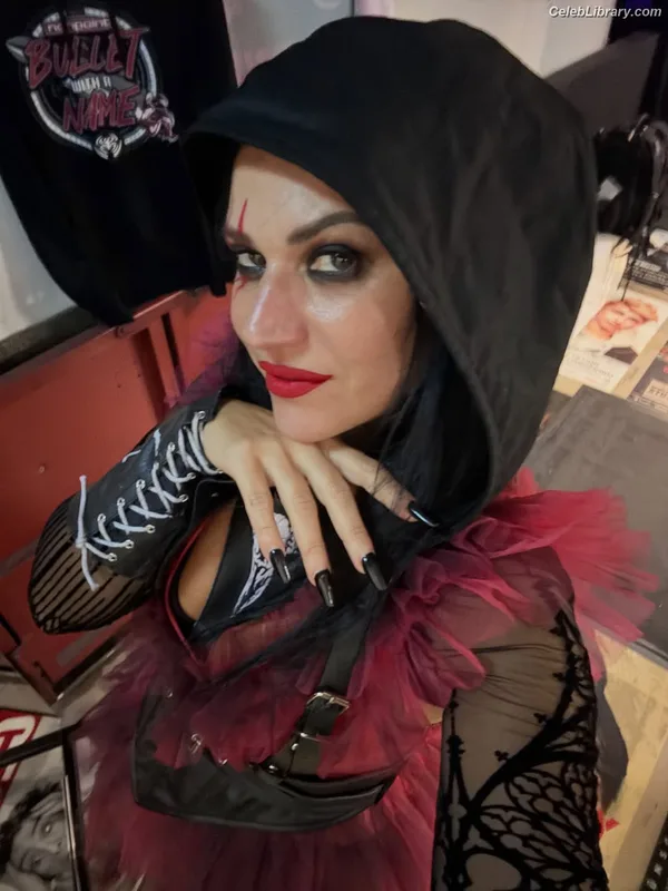 Cristina Scabbia photo 7 of 200