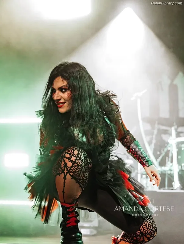 Cristina Scabbia photo 21 of 200