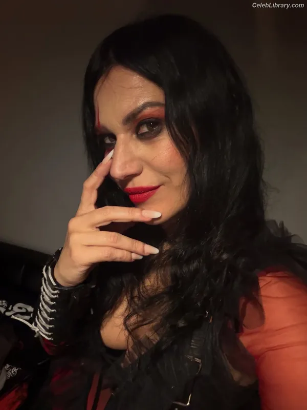 Cristina Scabbia photo 3 of 200