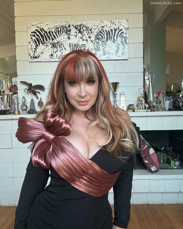 Cynthia Rothrock photo 18 of 50