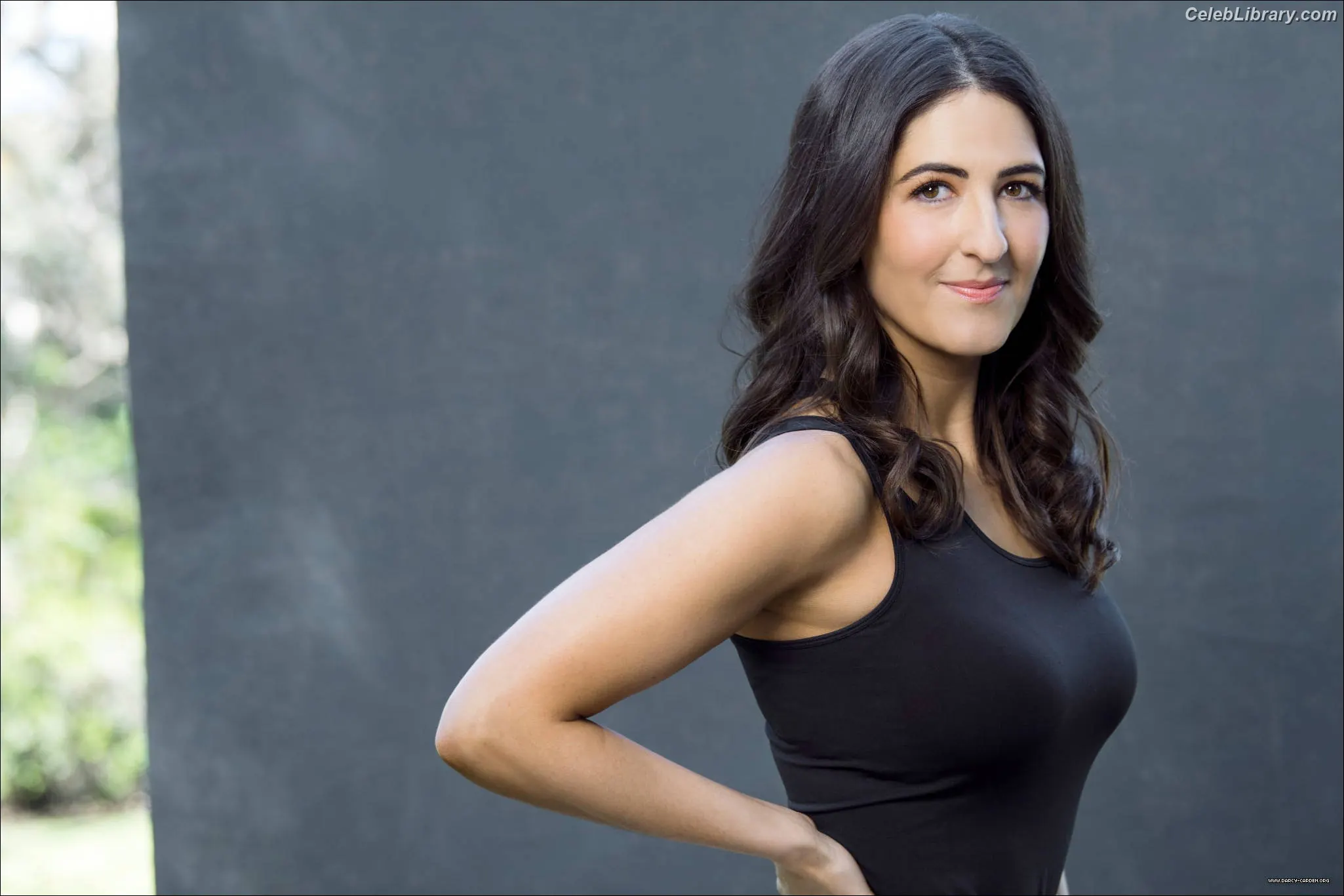 D'Arcy Carden photo 5 of 188