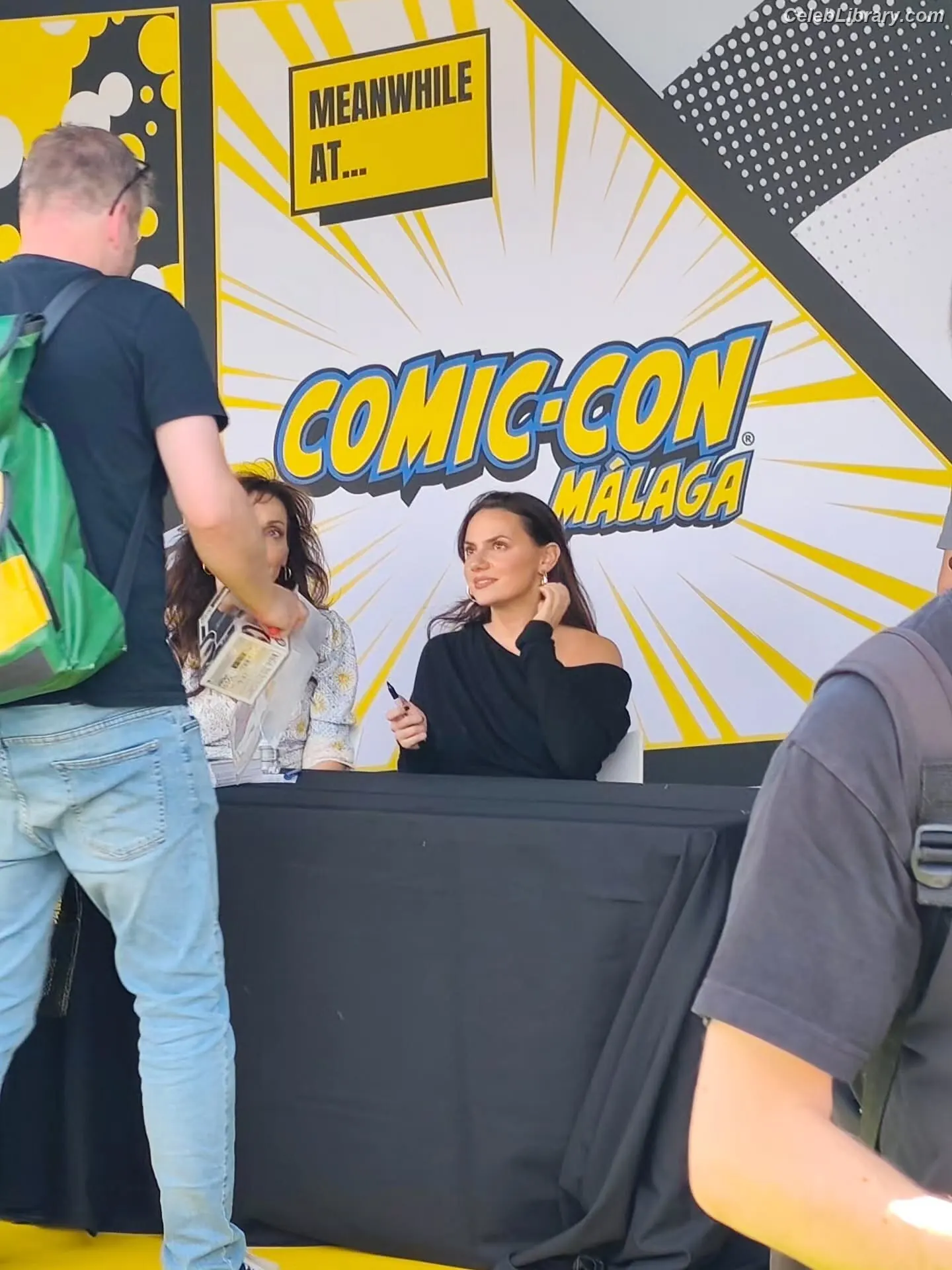 Dafne Keen photo 13 of 1062