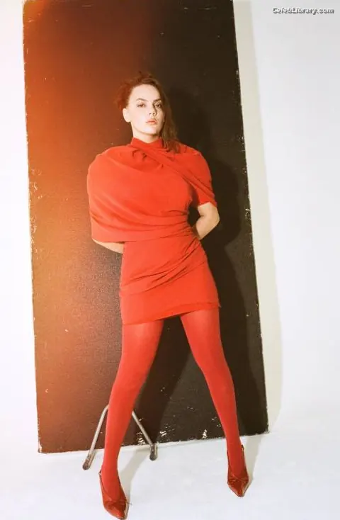 Dafne Keen photo 8 of 1062