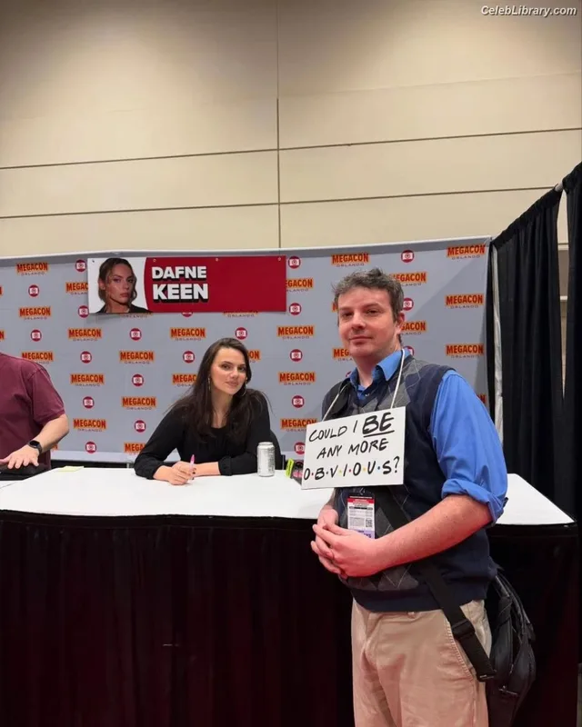 Dafne Keen photo 7 of 1056