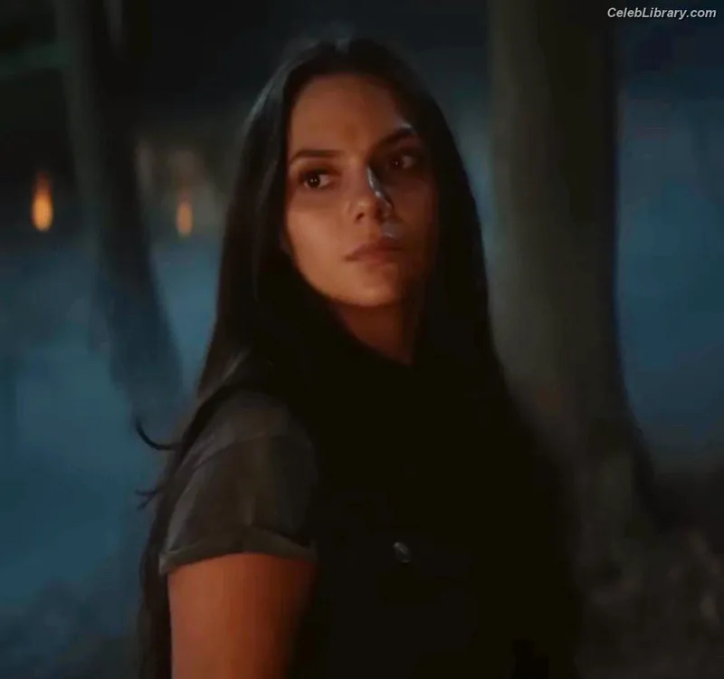 Dafne Keen photo 11 of 1056