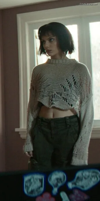 Dafne Keen photo 9 of 1056