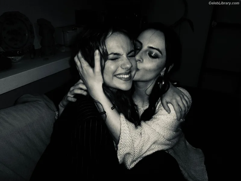 Dafne Keen photo 5 of 1056