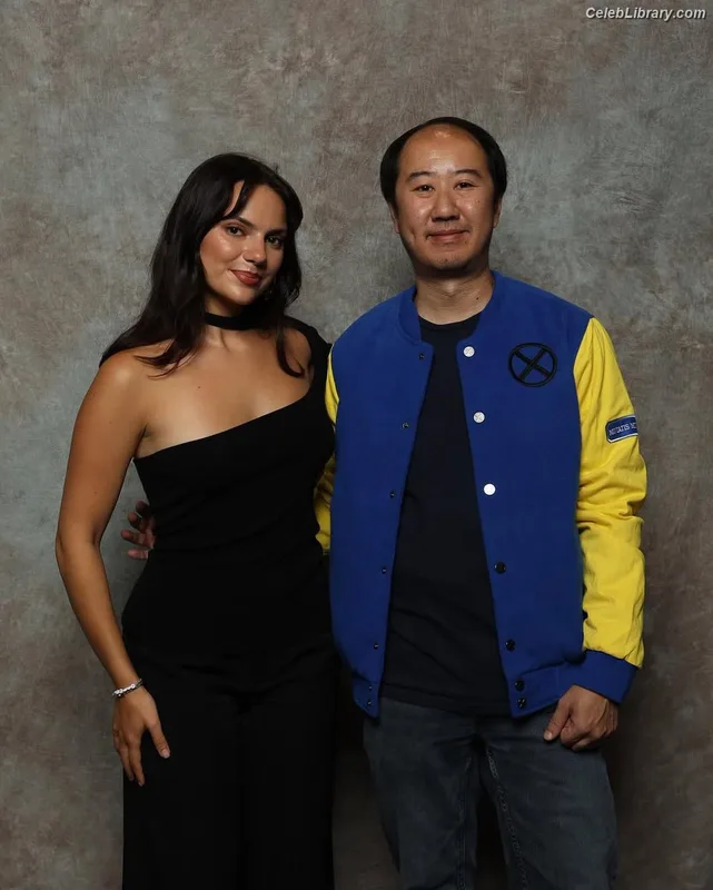 Dafne Keen photo 24 of 1056