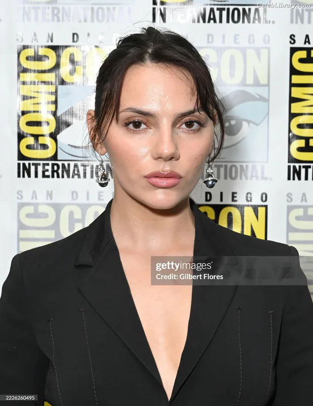 Dafne Keen photo 13 of 1056