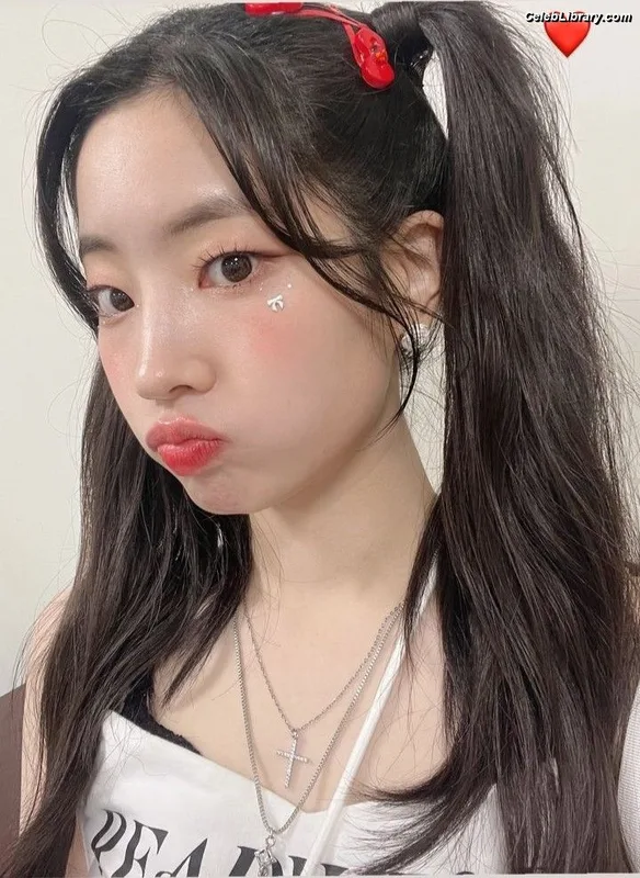 Dahyun (TWICE) photo 13 of 100