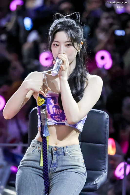 Dahyun (TWICE) photo 19 of 100